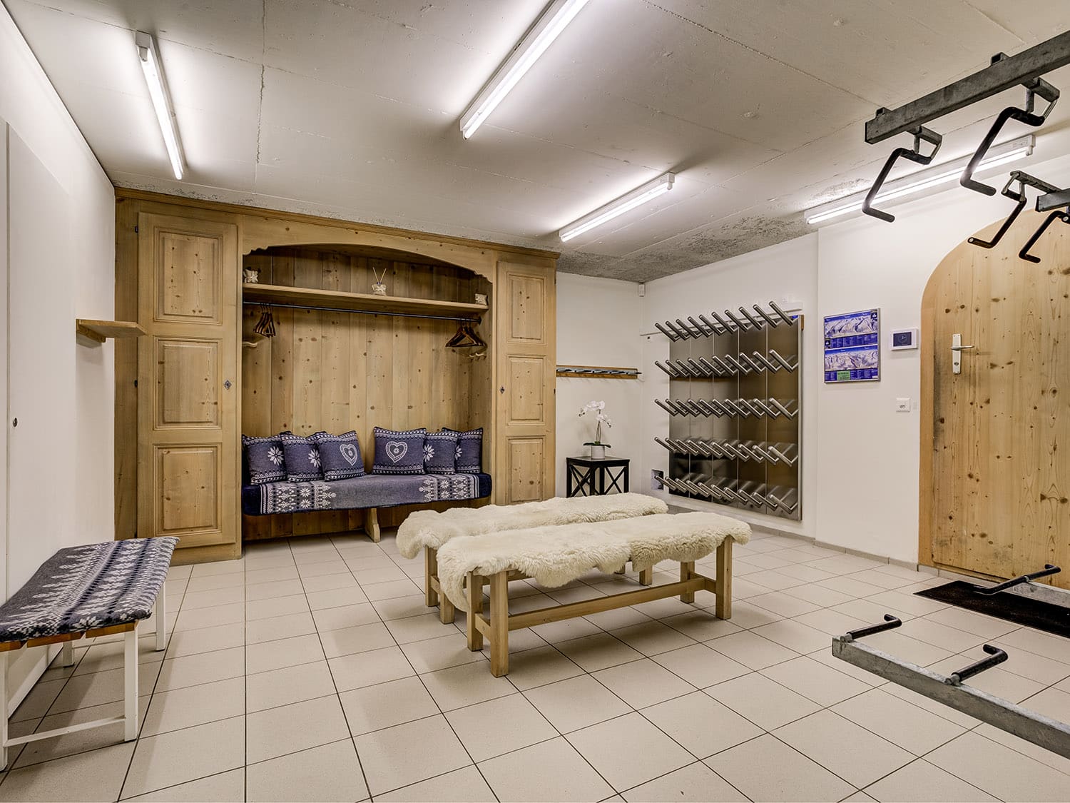 Tivoli Lodge, Courchevel - Consensio - Boot Room